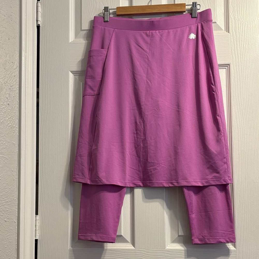 SNOGA Women's Pink Skirt with Leggings